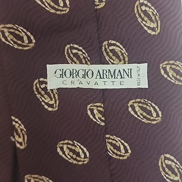 Giorgio Armani Cravatte 100% silk tie. Made in Italy. Burgundy & Yellow - Picture 2 of 7